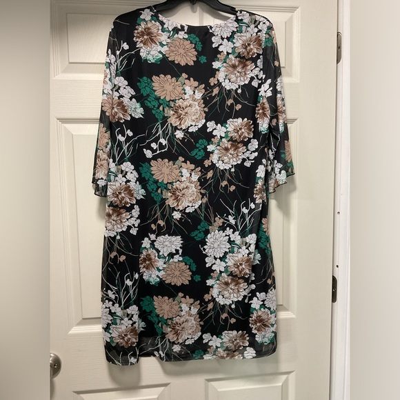 NWT Casual Crewneck Mesh Panel Split See Through 1/2 Sleeve Loose Floral Tunic - Picture 4 of 16